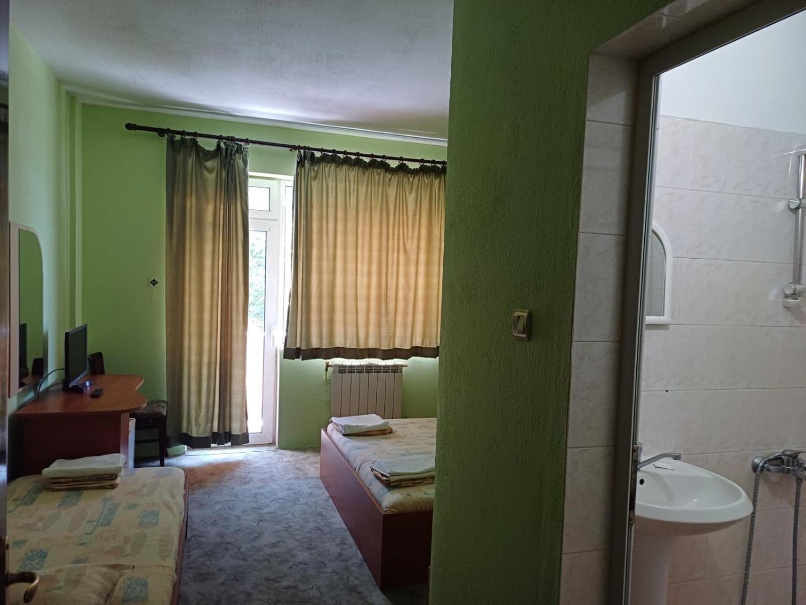 Hotel Интернационал à Kulata Extérieur photo