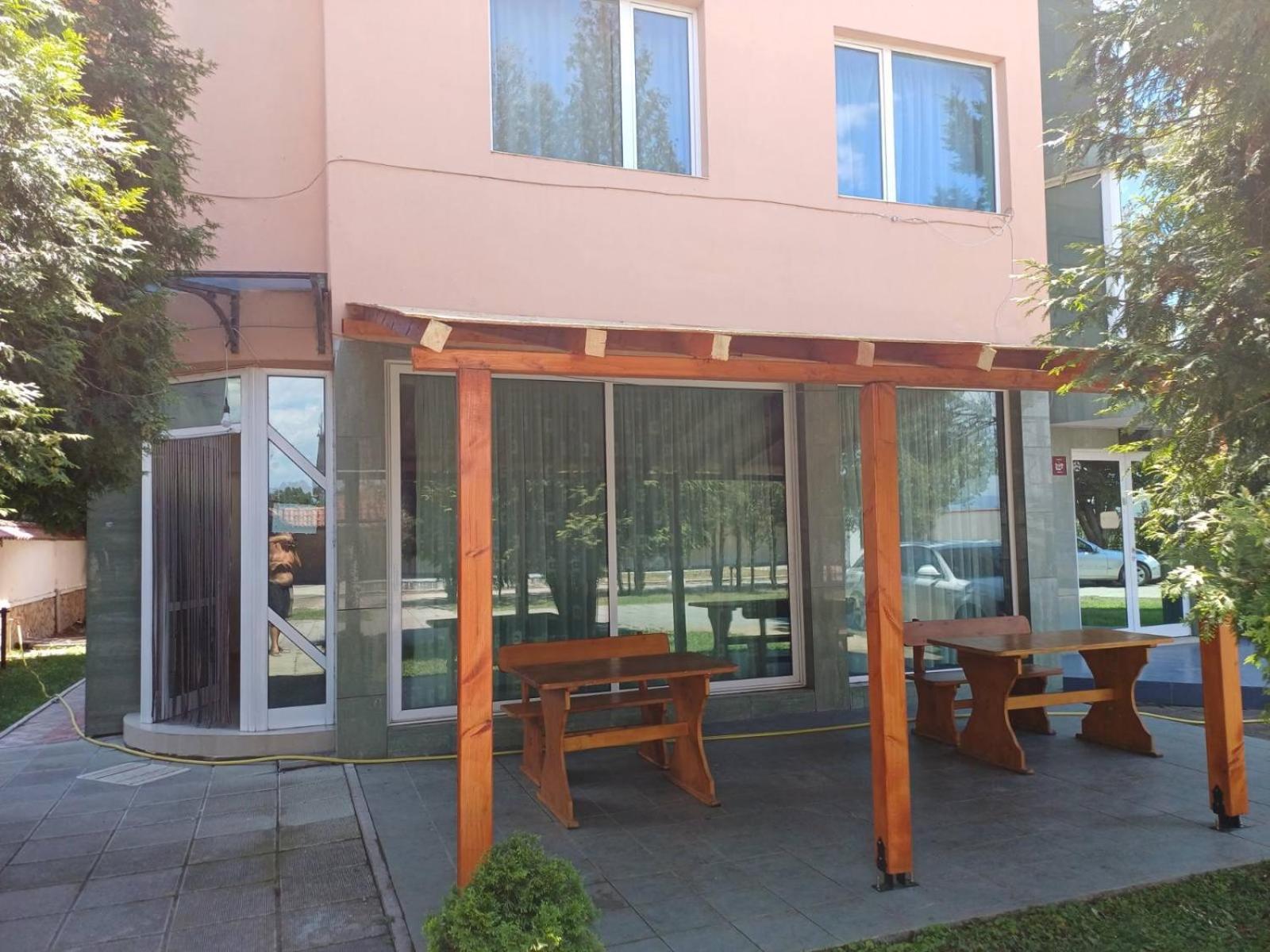Hotel Интернационал à Kulata Extérieur photo