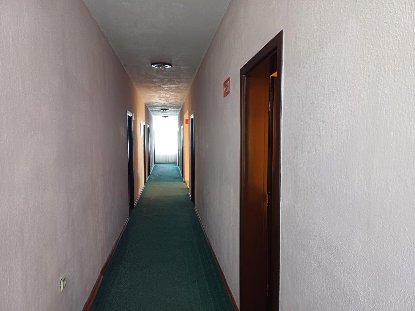 Hotel Интернационал à Kulata Extérieur photo